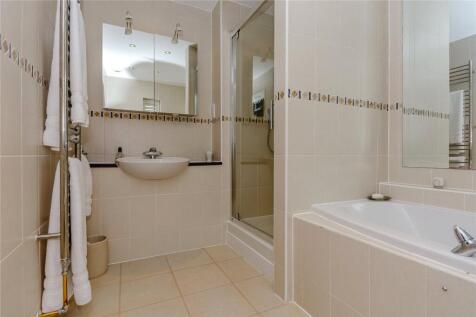 Master En-Suite