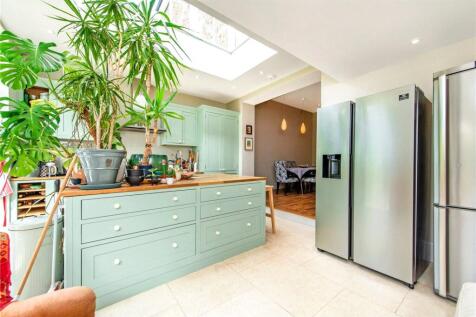 Kitchen 3