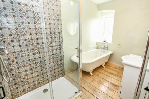 Bathroom/Shower Room