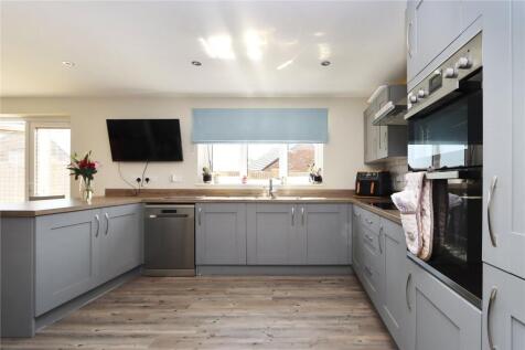 Kitchen 4