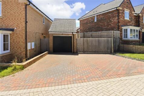 Driveway/Garage
