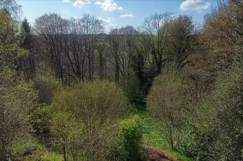 Rear Gardens/View