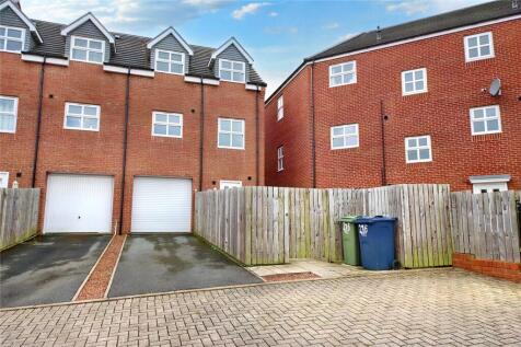 Driveway/Garage