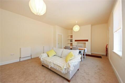 Lounge Dining Area