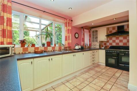 Kitchen Pic 2
