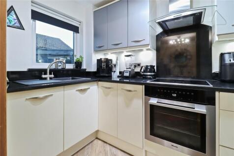 Kitchen Pic 2