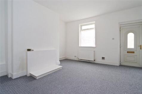 Living Room Pic 1