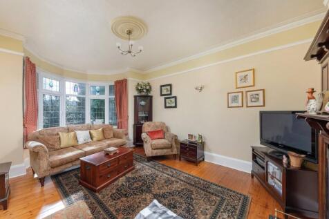 Living Room Pic 2