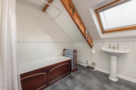 First Floor Bathroom