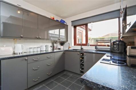 Kitchen Pic 2