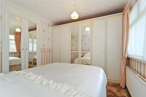 Bedroom Pic 2