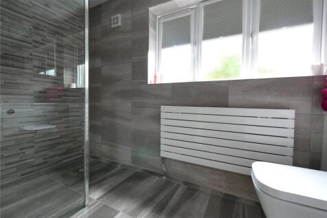 En Suite/ Wet Room