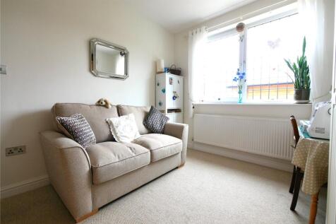Bedroom One/Craft