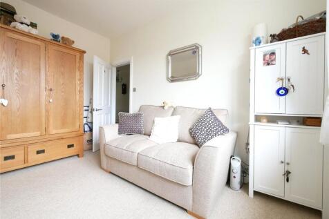 Bedroom One/Craft