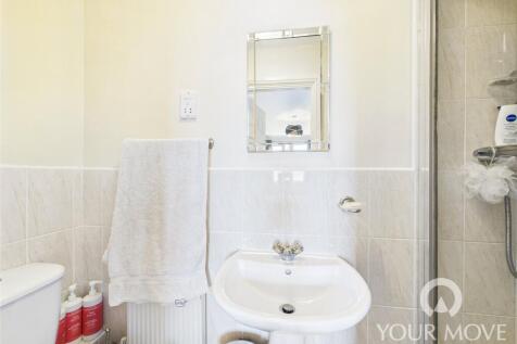 En-Suite To Bed 1