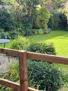 104 tunstall garden pic 2