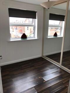 11 Cresswell bedroom