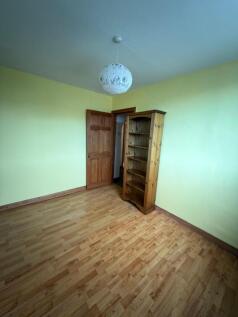 WhatsApp Image 2025-11-19 at 10.54.02 (2)