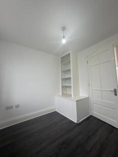 WhatsApp Image 2025-11-21 at 15.17.14 (5)