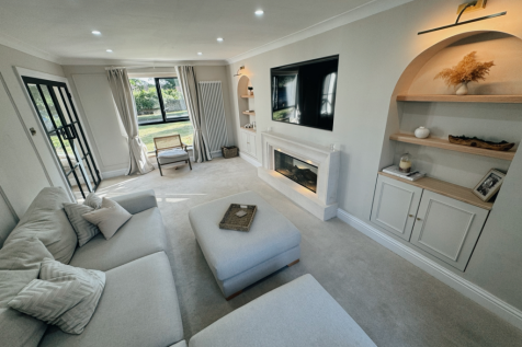10. Lounge