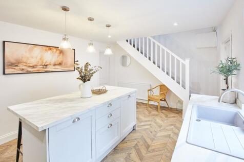 stay-north-yorkshire-tally-house-durham_03-guesty