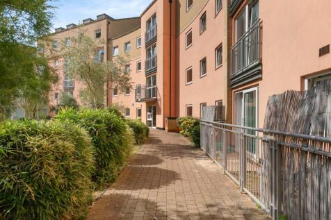 Property Image 9