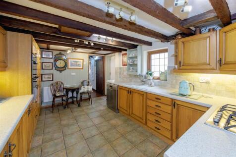 Kitchen 1 1N9A7385-Enhanced-NR.jpg