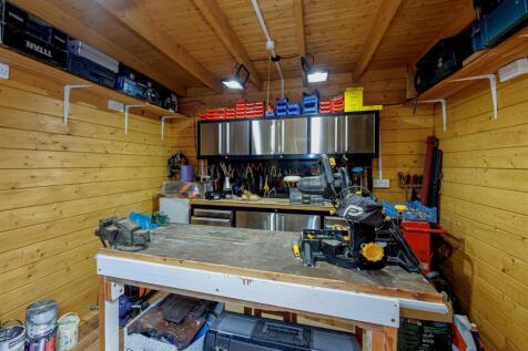 Workshop 1N9A7380-Enhanced-NR.jpg