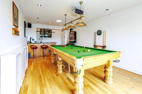 BEDROOM FOUR/GAMES ROOM
