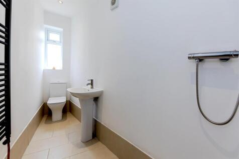 Guest cloakroom and shower room 1 SAPL3806-2025050