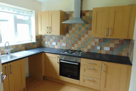 MODERN FITTED KITCHEN