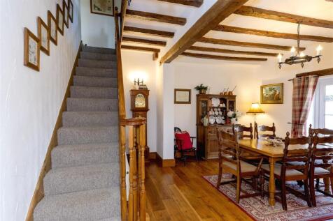 Dining room and stairs 1 SAPL8747-CR3-20250330-DxO