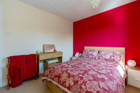 Bedroom 2.1 SAPL2287-CR3-20250409-DxO_DeepPRIME XD