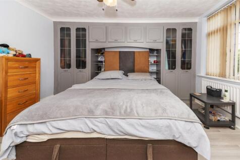 Master Bedroom 1 SAPL7840-20250718-DxO_DeepPRIME X
