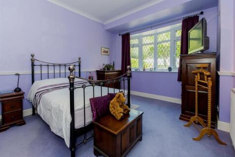 Bedroom 1 SAPL4156-20250506-DxO_DeepPRIME XD2s.jpg