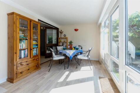 Sunroom 1 SAPL4521-20250506-DxO_DeepPRIME XD2s.jpg