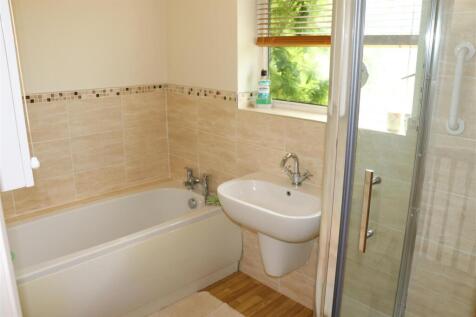 MODERN BATHROOM