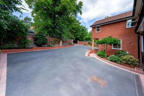 Side Elevation and driveway 0P8A5714-20250616-DxO_