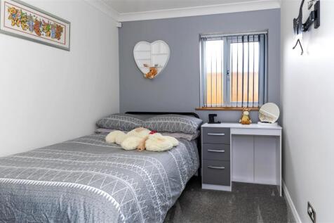 Bedroom 3 SAPL8556-20250731-DxO_DeepPRIME XD2s.jpg