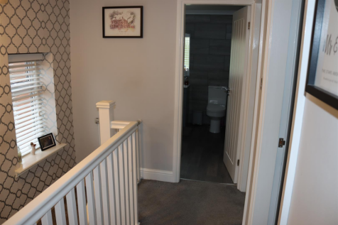 FIRST FLOOR LANDING