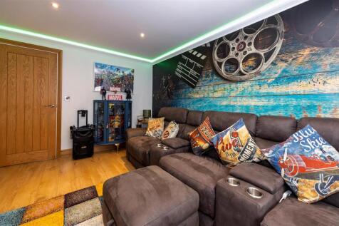 SITTING ROOM