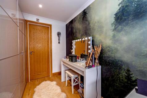 Master bedroom 1.1 SAPL0885-20250903-DxO_DeepPRIME