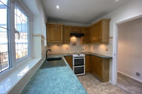 06-Kitchen.JPG