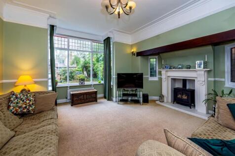 Front lounge 1 SAPL1263-20250907-DxO_DeepPRIME XD2