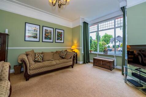 Front lounge 1.2 SAPL1283-20250907-DxO_DeepPRIME X