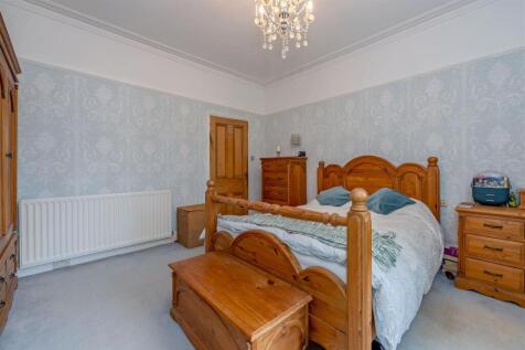 Bedroom 1 SAPL1348-20250907-DxO_DeepPRIME XD2s.jpg