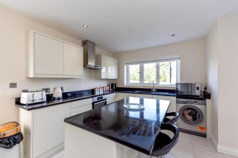 Kitchen 1 SAPL7098-CR3-20250301-DxO_DeepPRIME XD2.