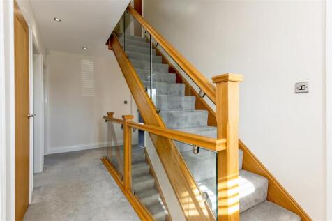 Stairs first floor landing SAPL6911-CR3-20250301-D
