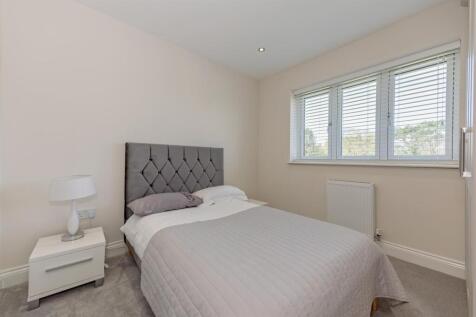 Bedroom 3 SAPL6950-CR3-20250301-DxO_DeepPRIME XD2.