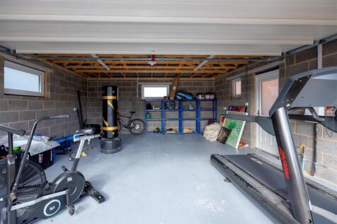 Double garage SAPL7120.jpg